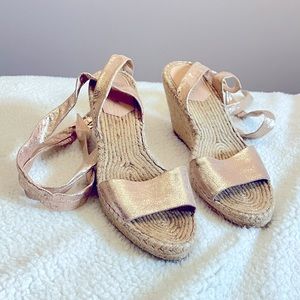 Loeffler Randall Harper Ankle-Wrap Metallic Wedge Espadrille Sandal, size 11